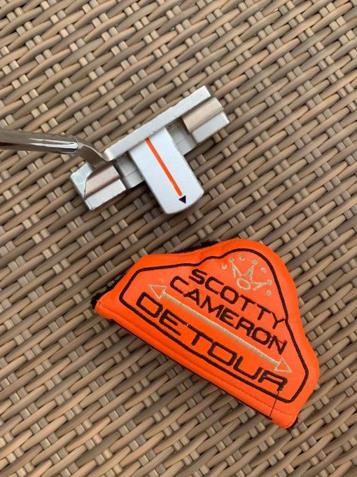 Putter Scotty Cameron Newport detour design 2.5 taille 34.5