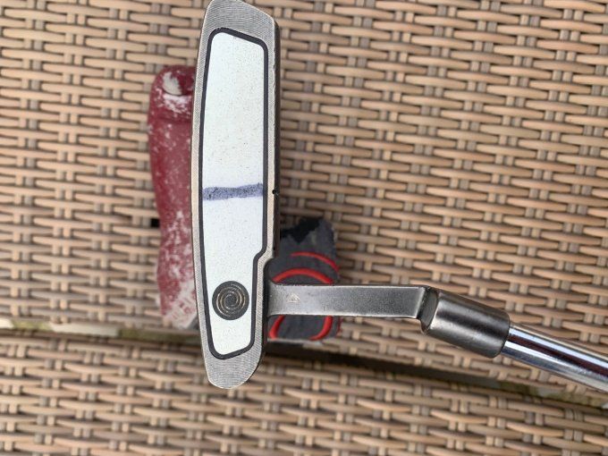 Putter Odyssey White Ice 340 taille 35